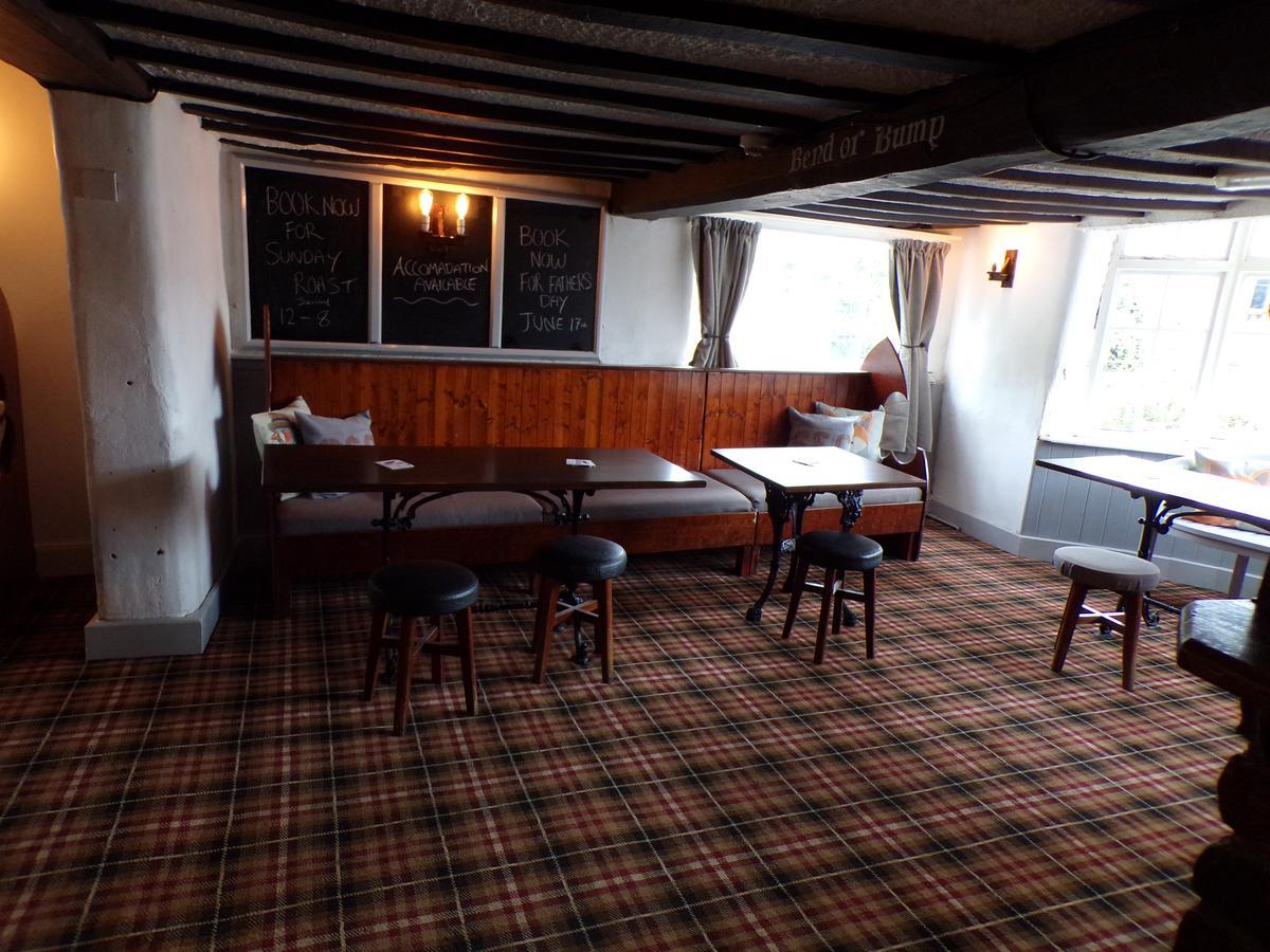 The Fountain At Tuxford & The Square And Compass Normanton On Trent Hotel ภายนอก รูปภาพ